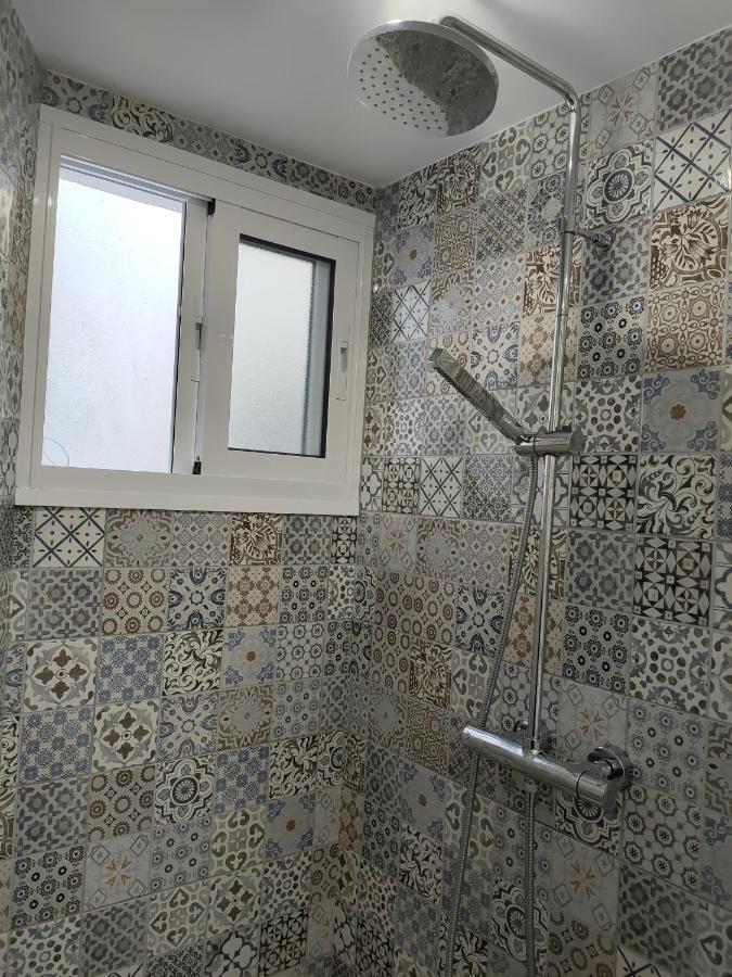 בית הארחה מיחאס 	La Casa Del Barrio מראה חיצוני תמונה