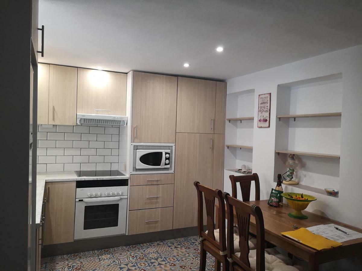 בית הארחה מיחאס 	La Casa Del Barrio מראה חיצוני תמונה